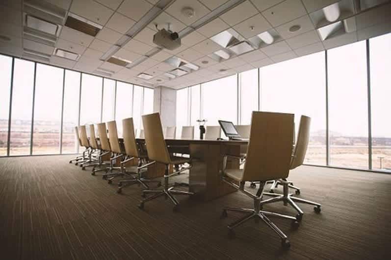 Building aesthetics - board room lighting