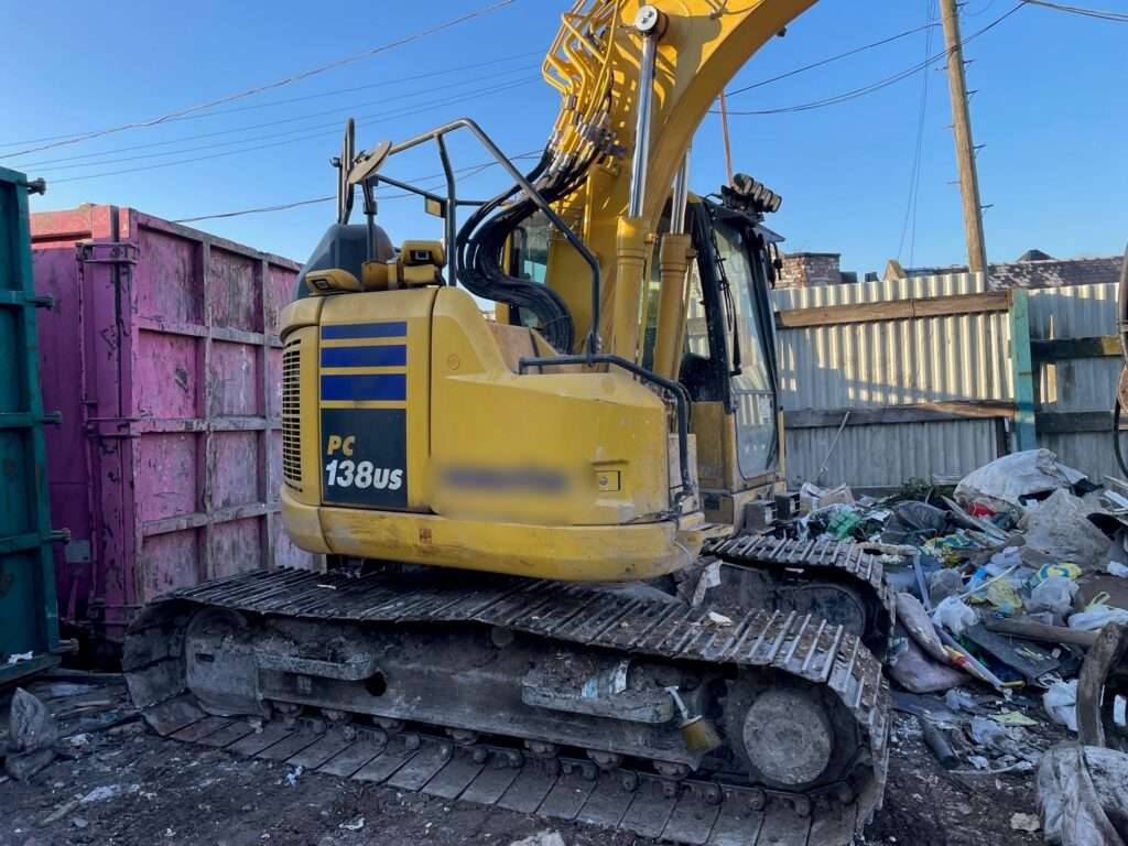 Failure to segregate vehicles and pedestrians from this excavator